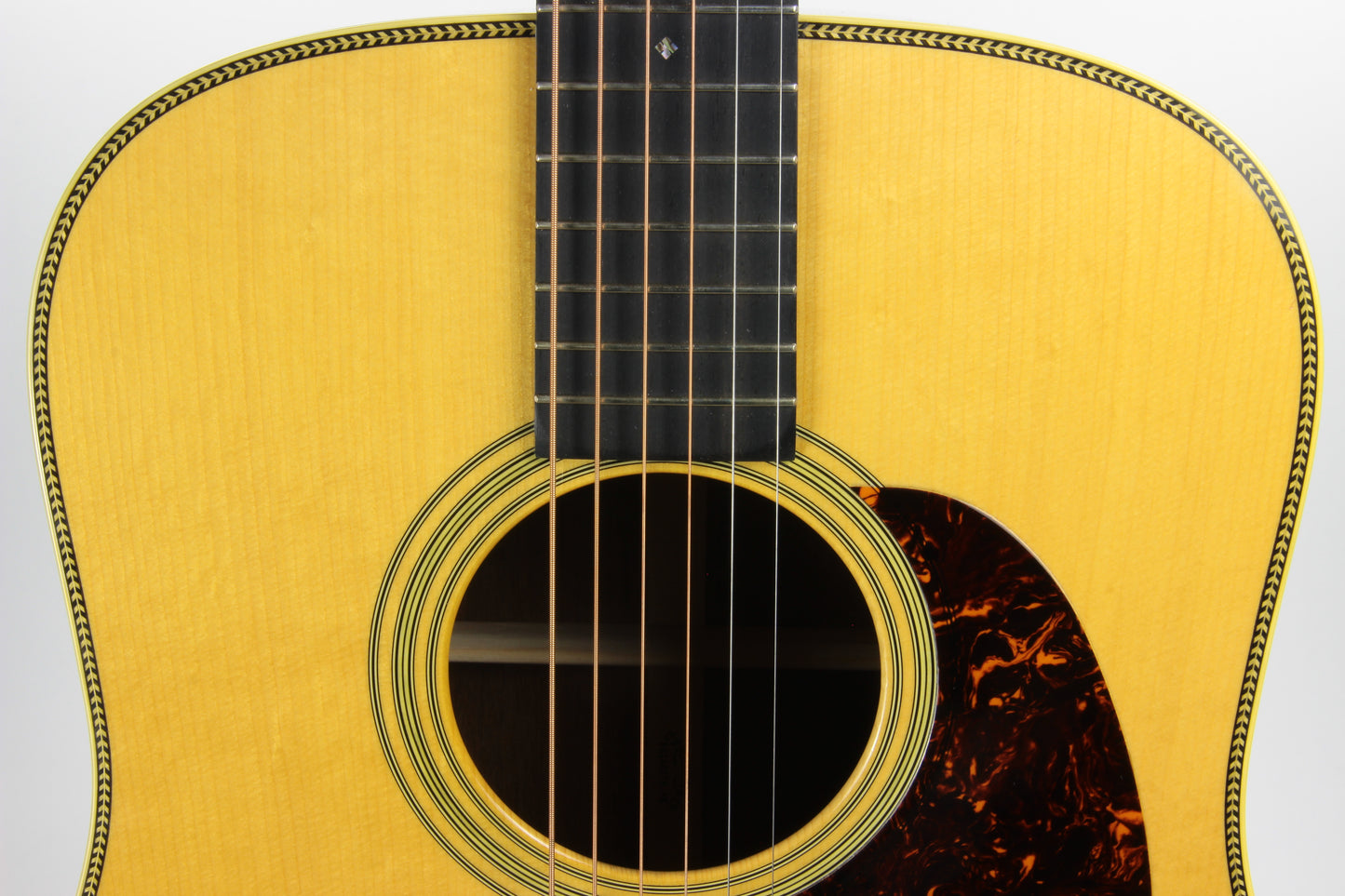 2013 Martin D-28 Authentic 1941 Madagascar Rosewood, Adirondack Spruce - Acoustic Flat Top