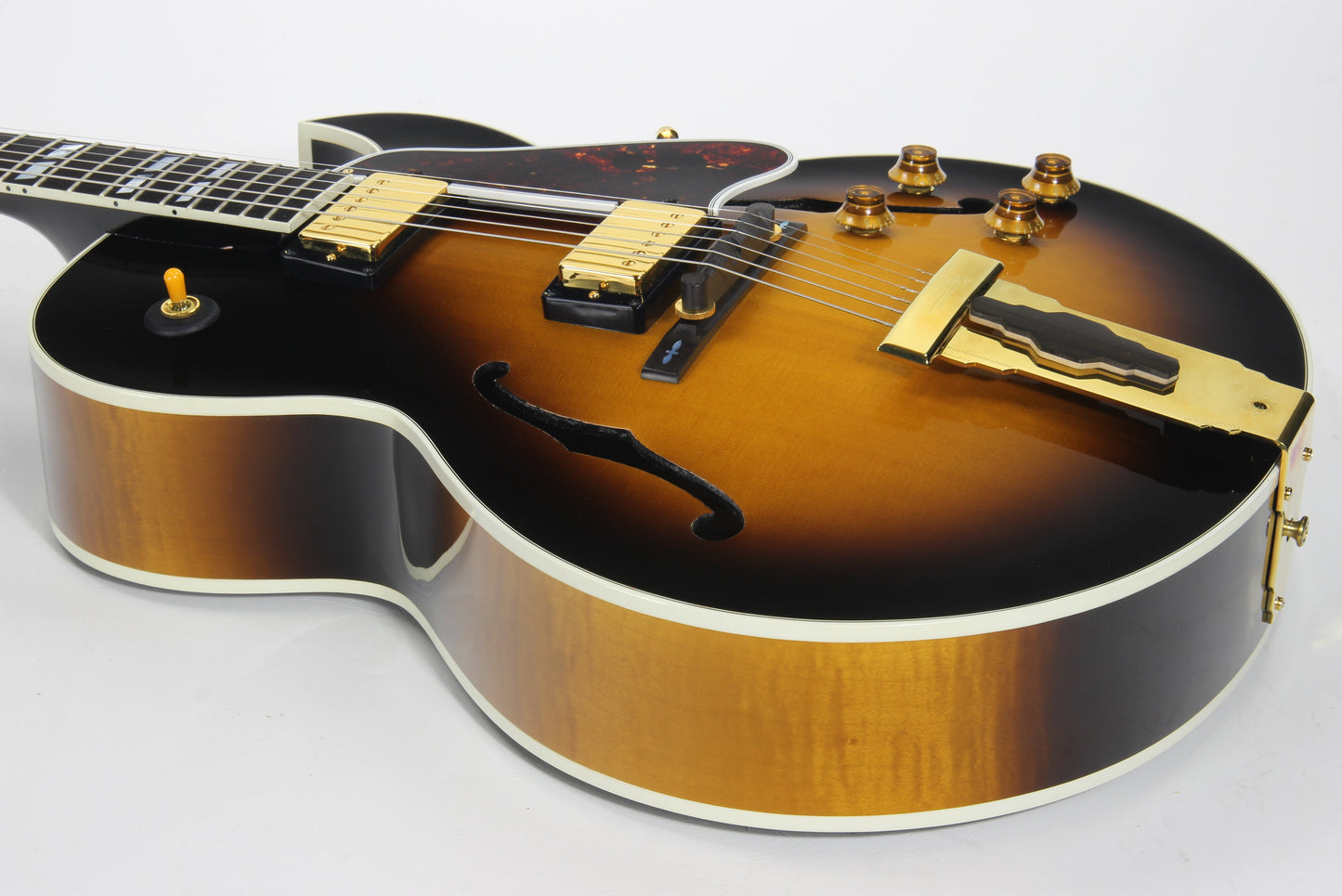 MINT 1994 Gibson MASTER MODEL L-4 CES Sunburst - Custom Shop Historic, ES-175 L4 CES L5