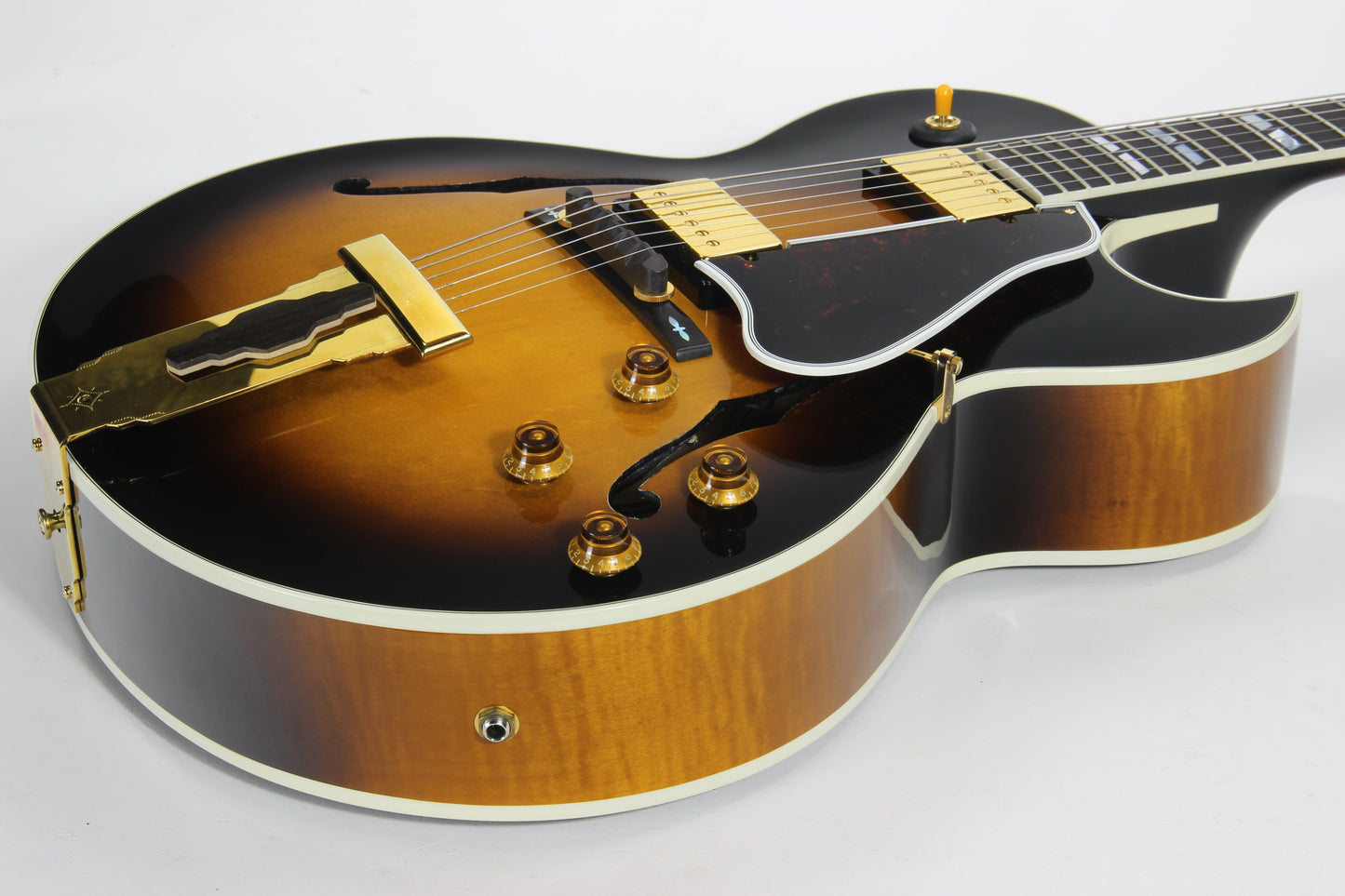 MINT 1994 Gibson MASTER MODEL L-4 CES Sunburst - Custom Shop Historic, ES-175 L4 CES L5