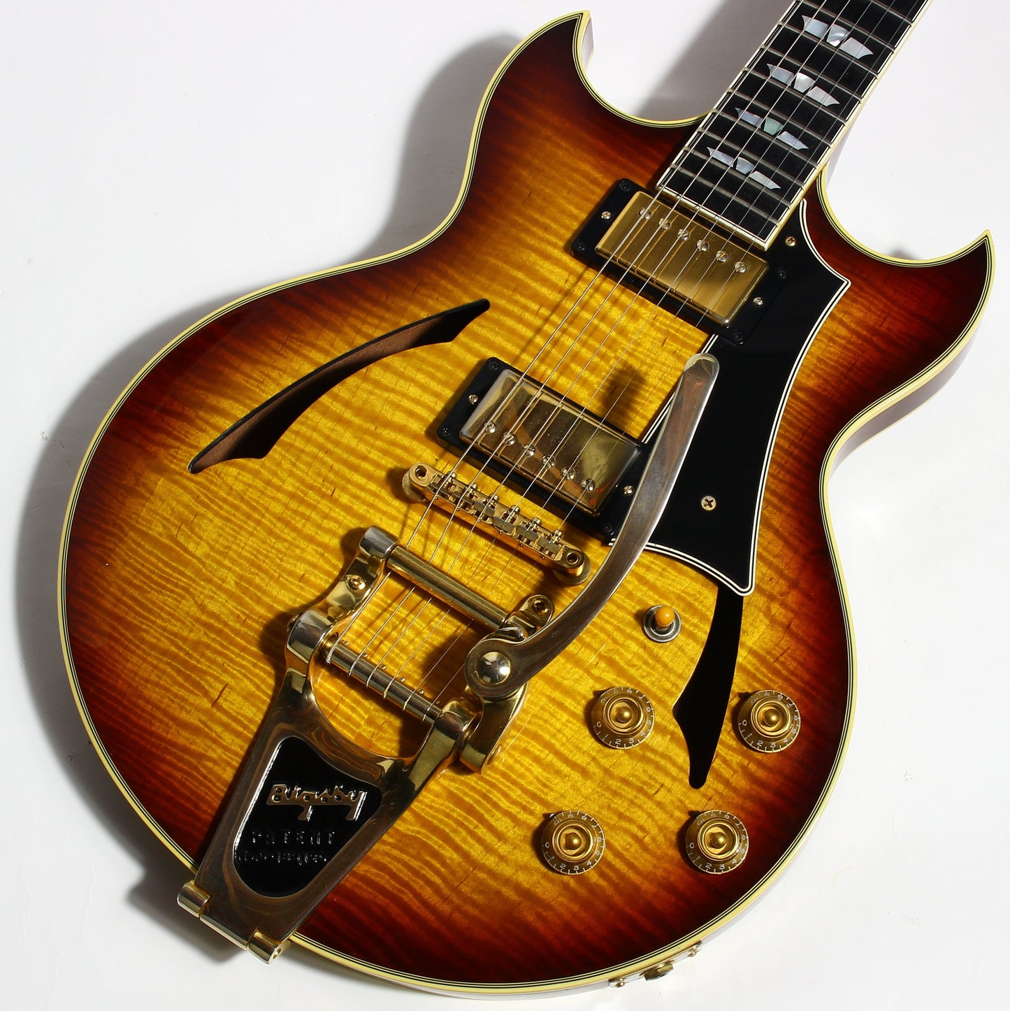 2005 Gibson Custom Shop Johnny A Signature - Ebony Board, Sunset Glow Sunburst, Bigsby es-355, l-4ces